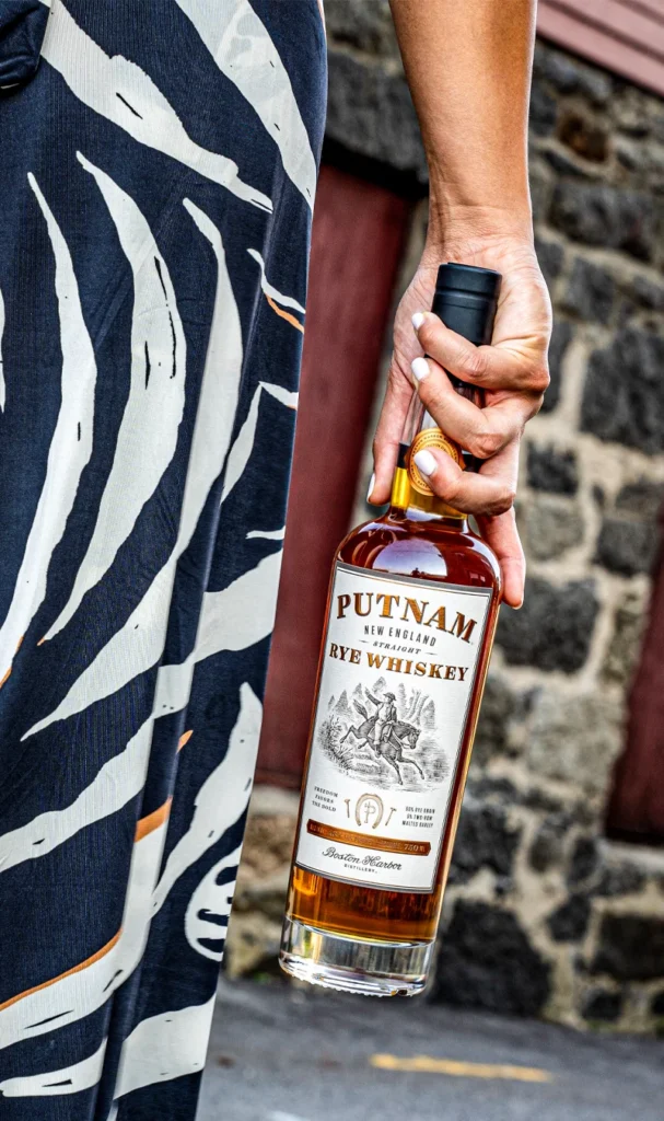 Putnam Rye Whiskey bottle